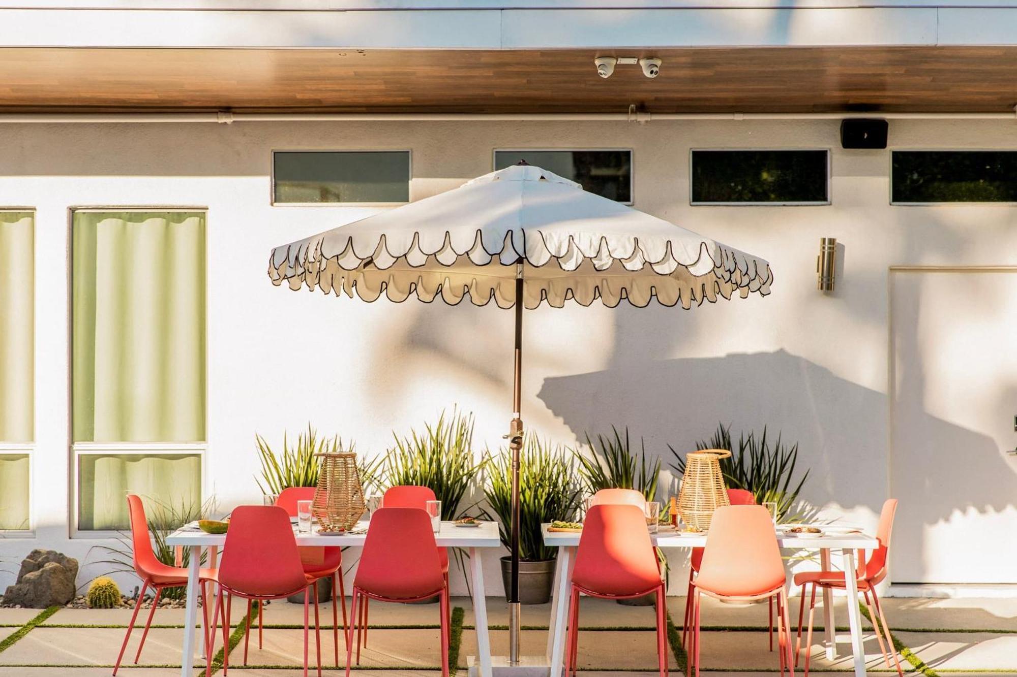 The Wesley Hotel By Avantstay Retro Spacious W Bbq Pool Spa Palm Springs Exterior foto